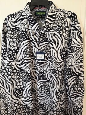 Inserch Black and White Animal Print 3XL long sleeve Men’s Button-Down Shirt